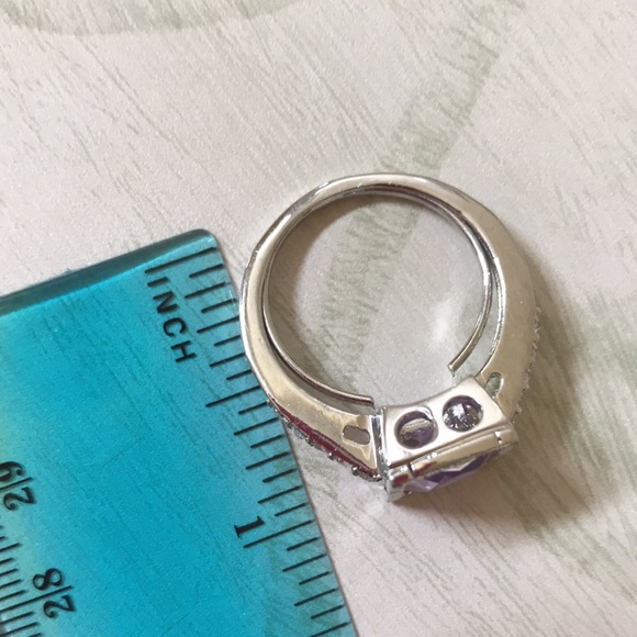 NIB PURPLE RING - Picture 10 of 10